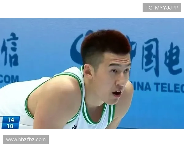 原帅三十二分钟贡献十八分表现亮眼助力球队关键时刻稳住局势发挥 原帅三十二分钟贡献十八分表现亮眼助力球队关键时刻稳住局势发挥